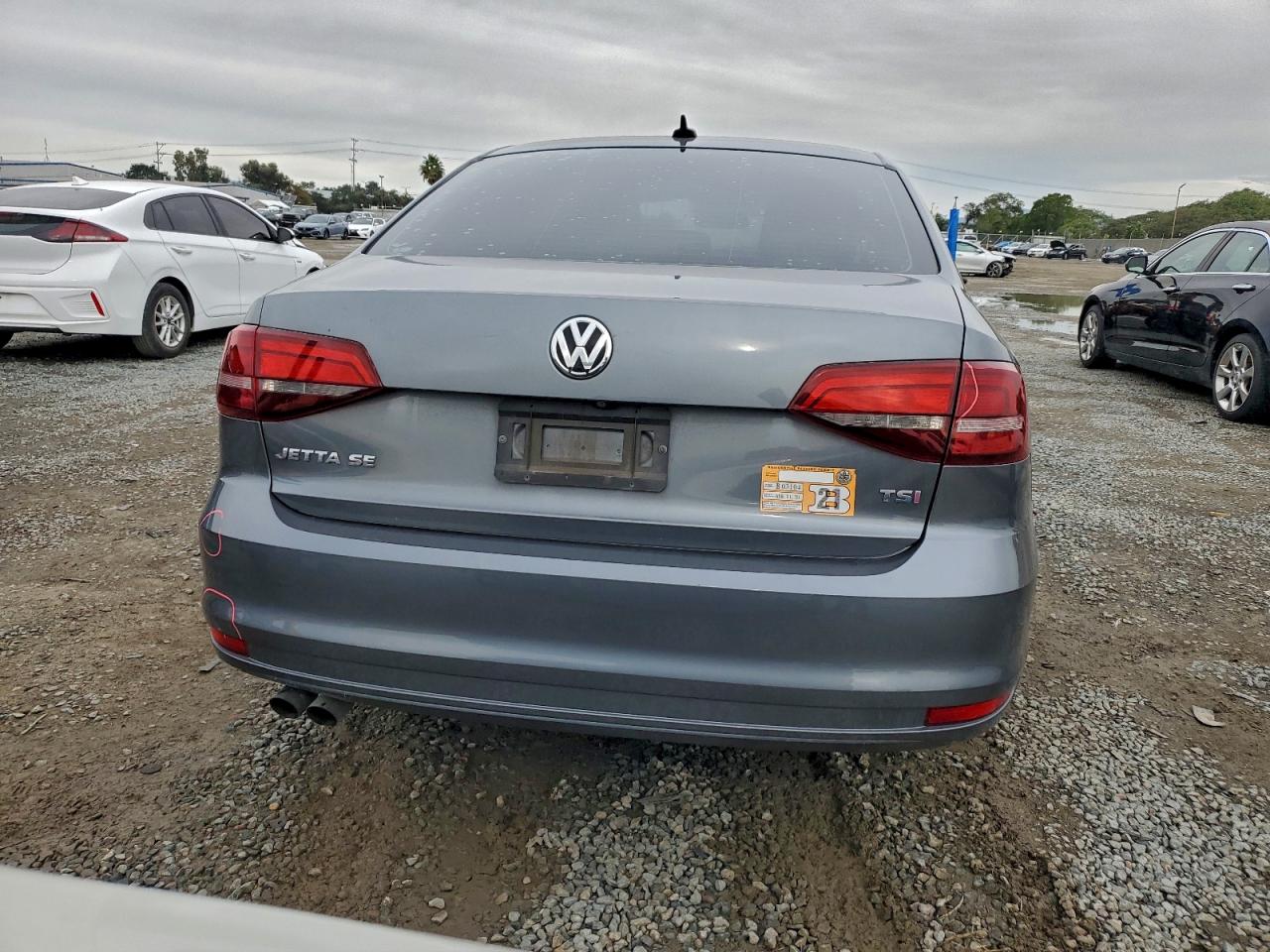 2017 VOLKSWAGEN JETTA SE photo 11