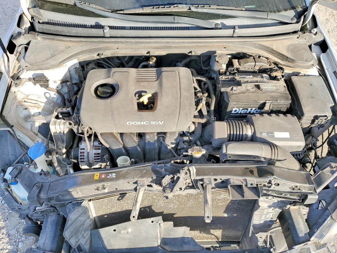 2017 HYUNDAI ELANTRA SE photo 11