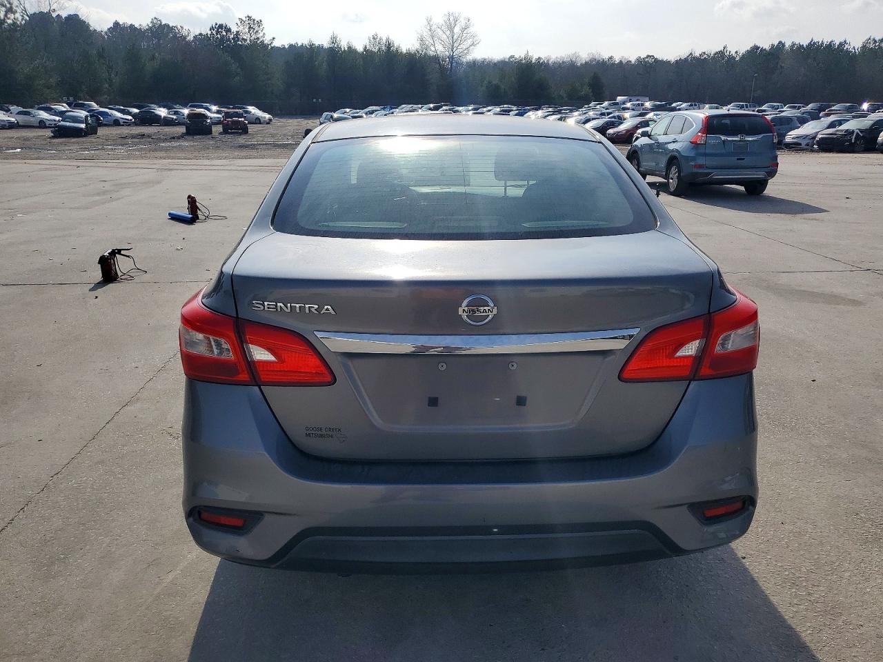 2016 NISSAN SENTRA S photo 6