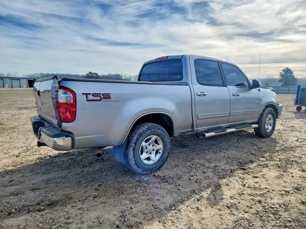 2005 TOYOTA TUNDRA DOUBLE CAB SR5 photo 3