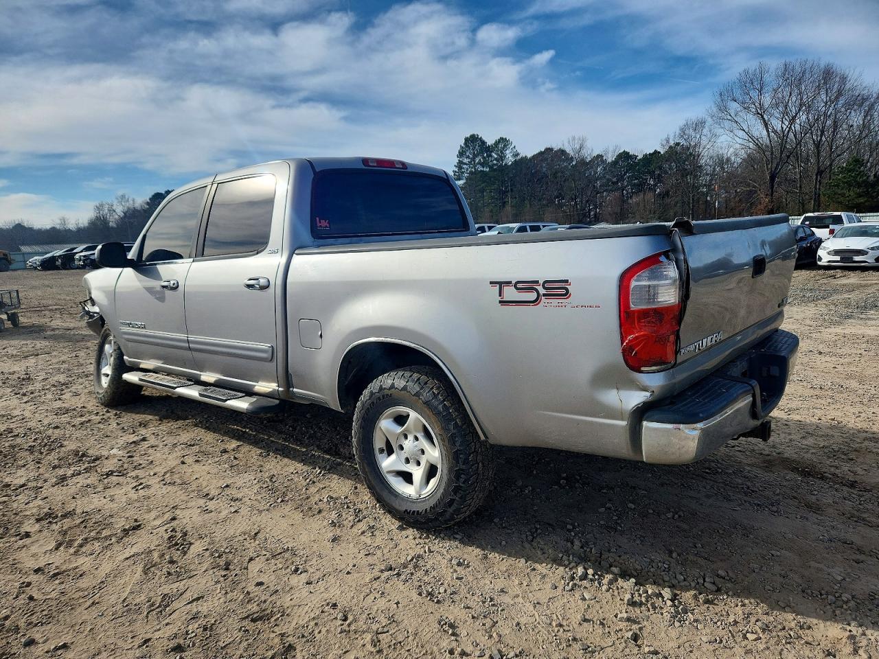 2005 TOYOTA TUNDRA DOUBLE CAB SR5 photo 2