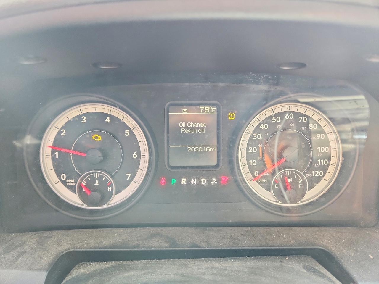 2013 RAM 1500 ST photo 9