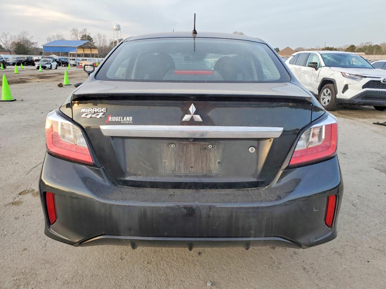 2024 MITSUBISHI MIRAGE G4 ES photo 6