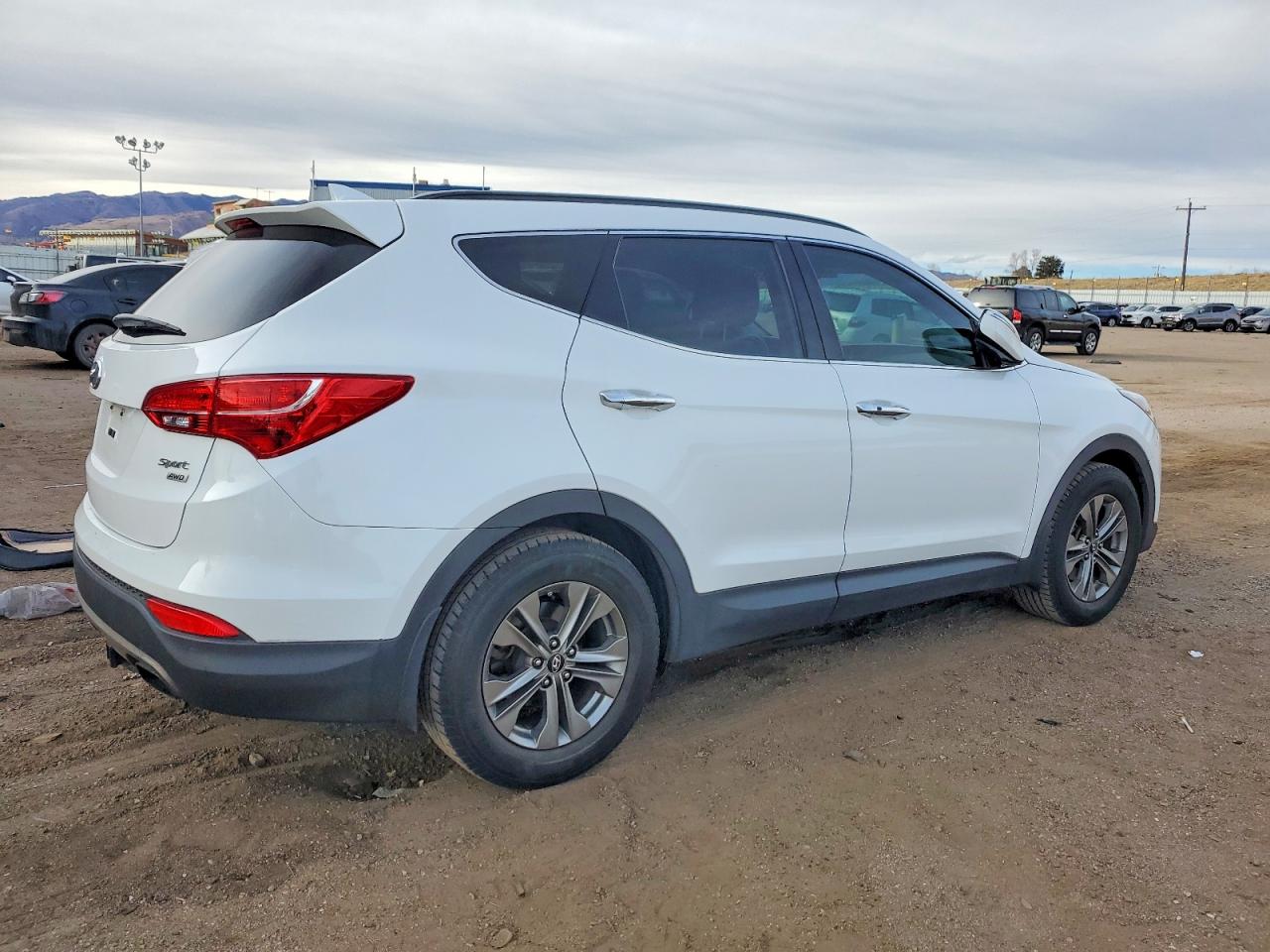 2014 HYUNDAI SANTA FE SPORT photo 3