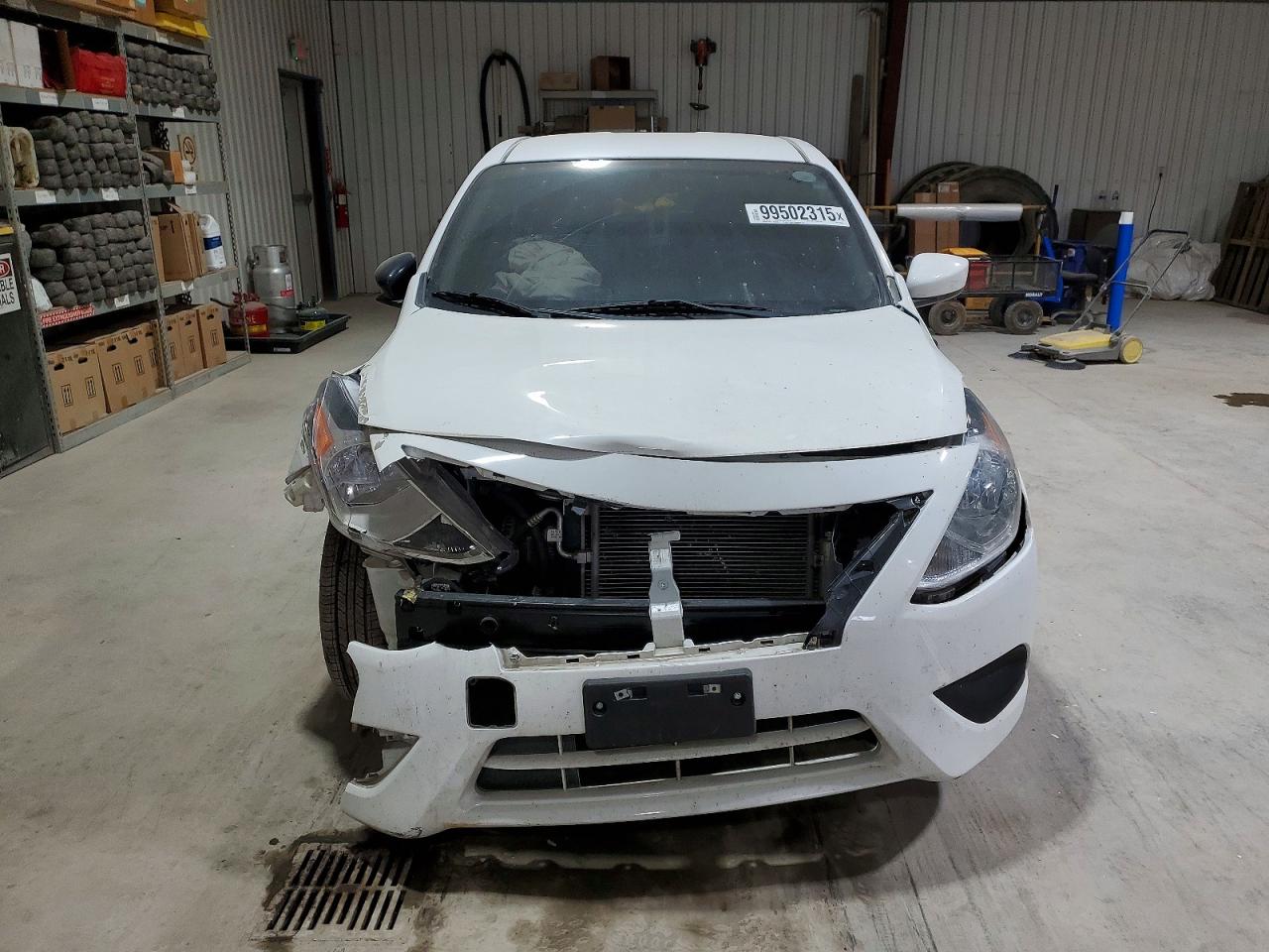 2018 NISSAN VERSA S photo 5