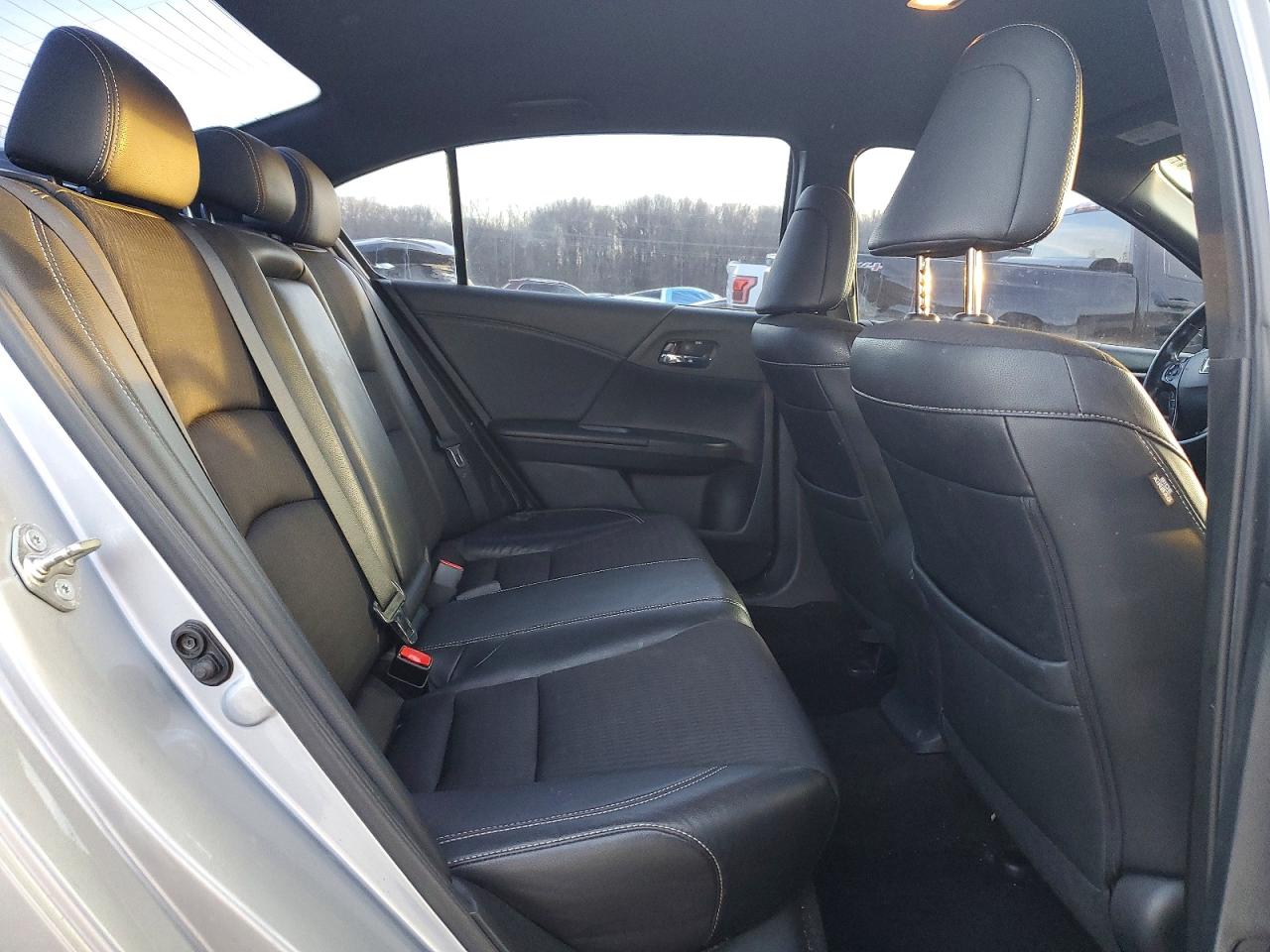 2016 HONDA ACCORD SPORT photo 10
