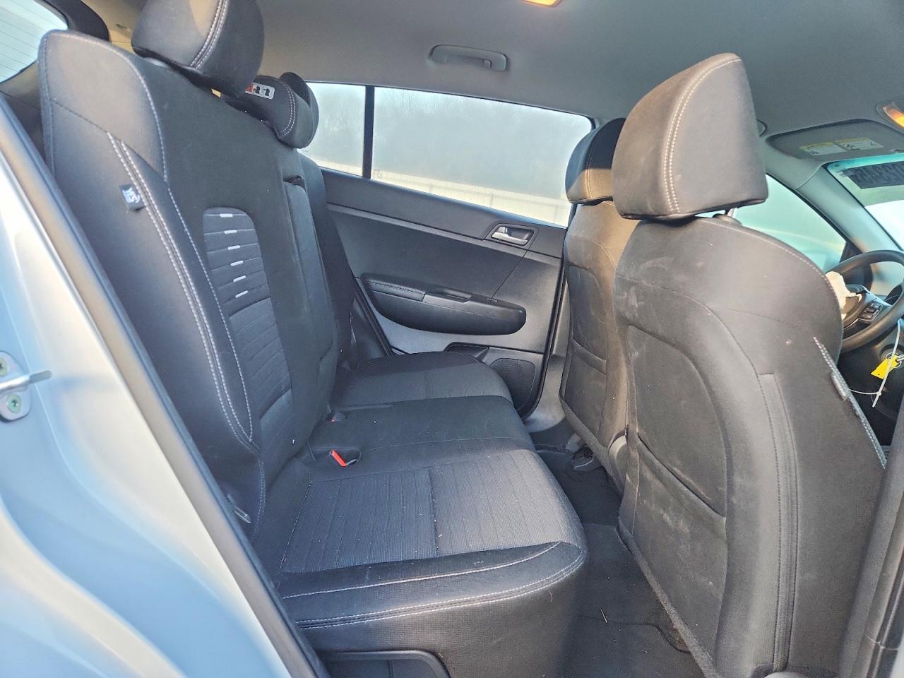 2018 KIA SPORTAGE LX photo 11