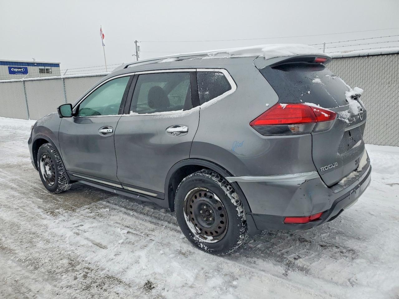 2017 NISSAN ROGUE S photo 2