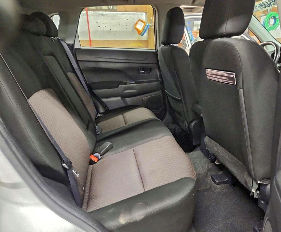 2017 MITSUBISHI OUTLANDER SPORT ES photo 11