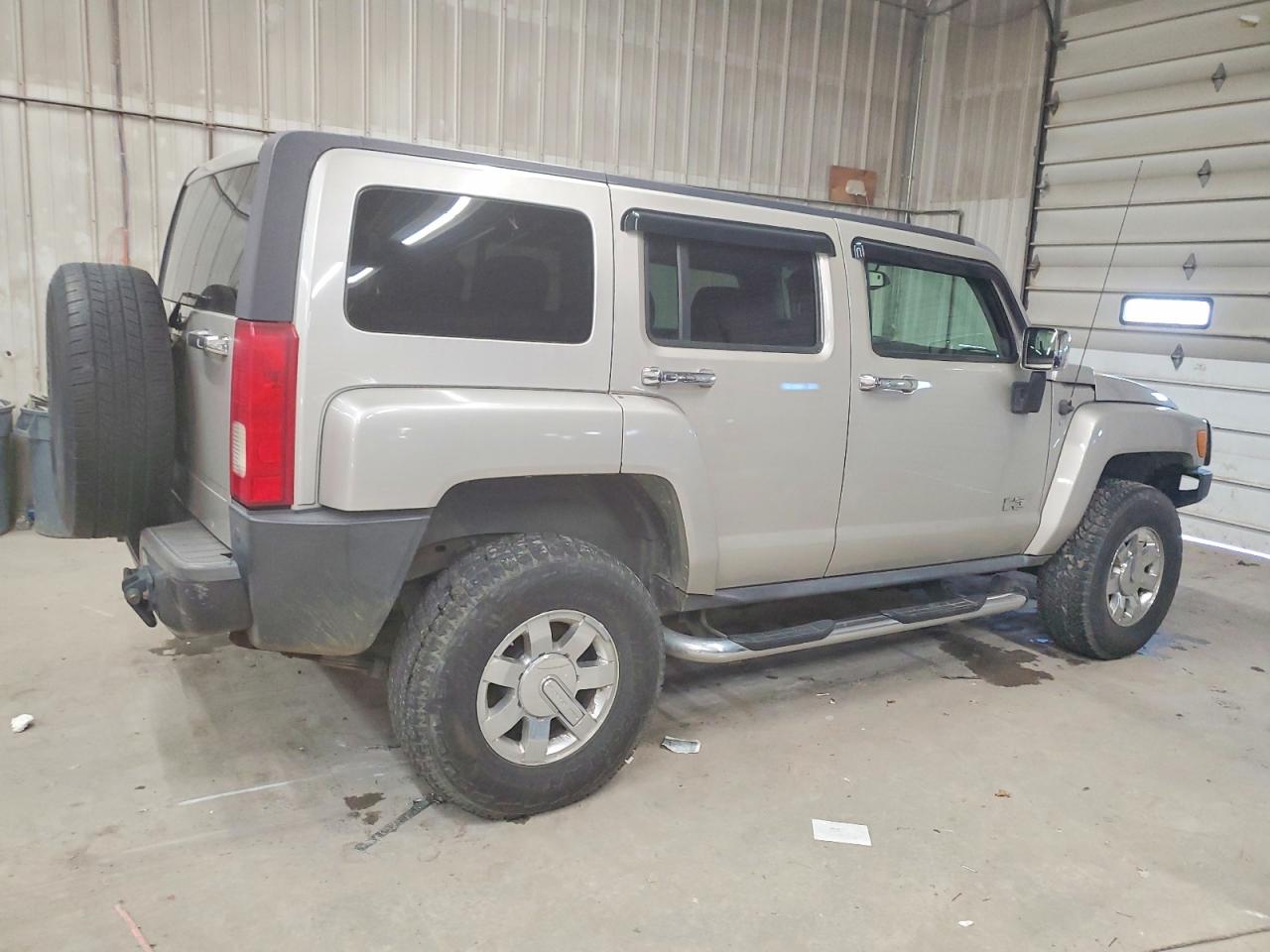 2007 HUMMER H3 photo 3