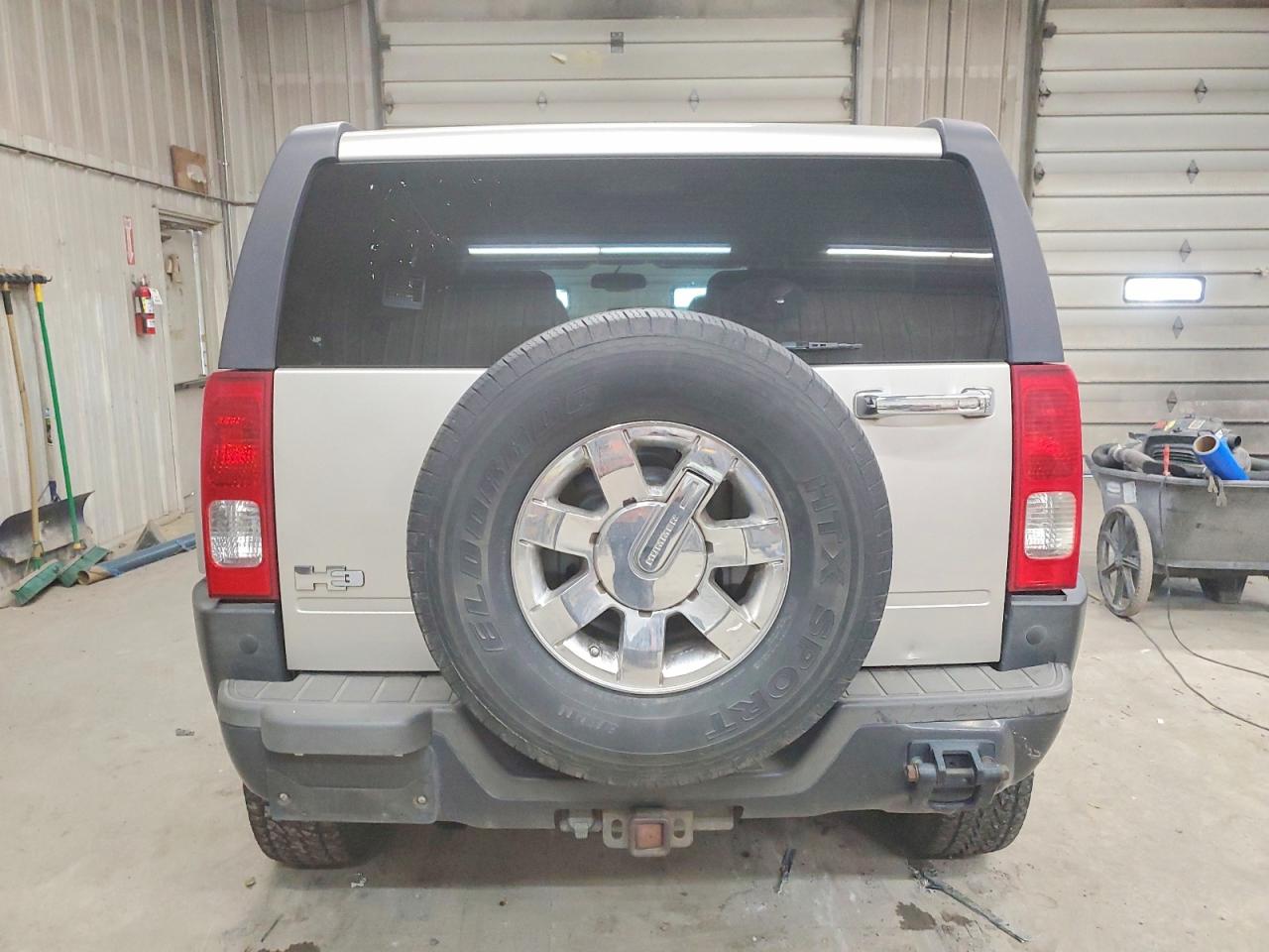 2007 HUMMER H3 photo 6