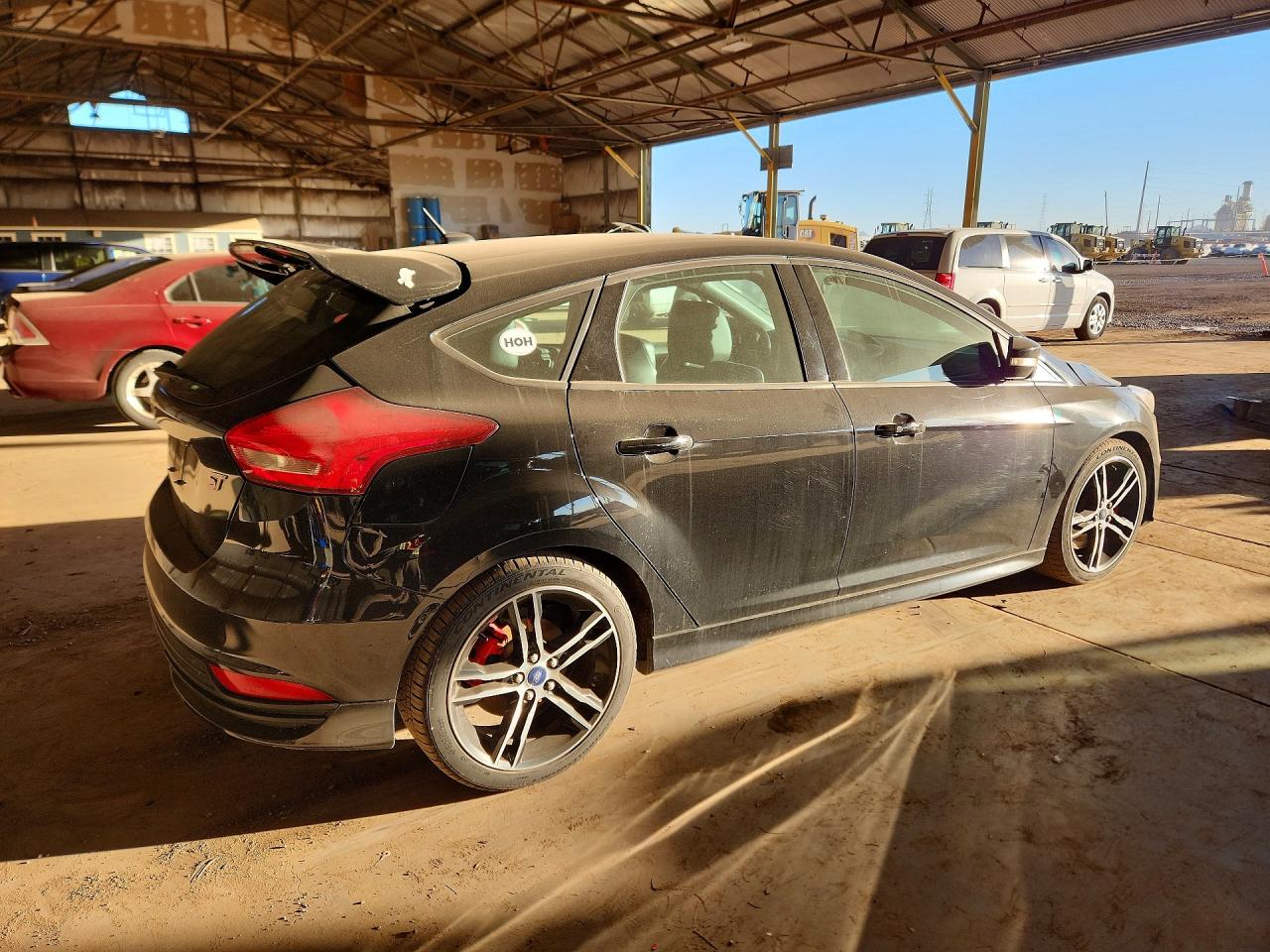 2017 FORD FOCUS ST photo 3