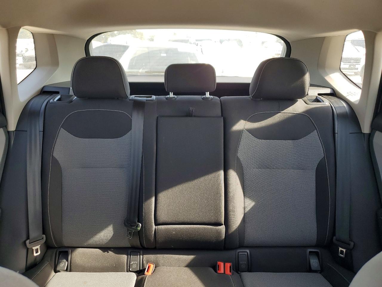 2024 VOLKSWAGEN TAOS S photo 10