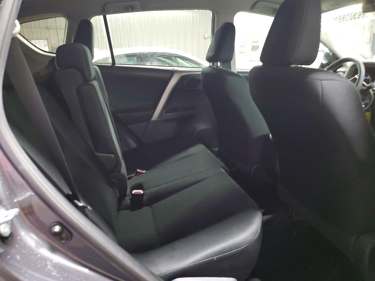 2017 TOYOTA RAV4 LE photo 10