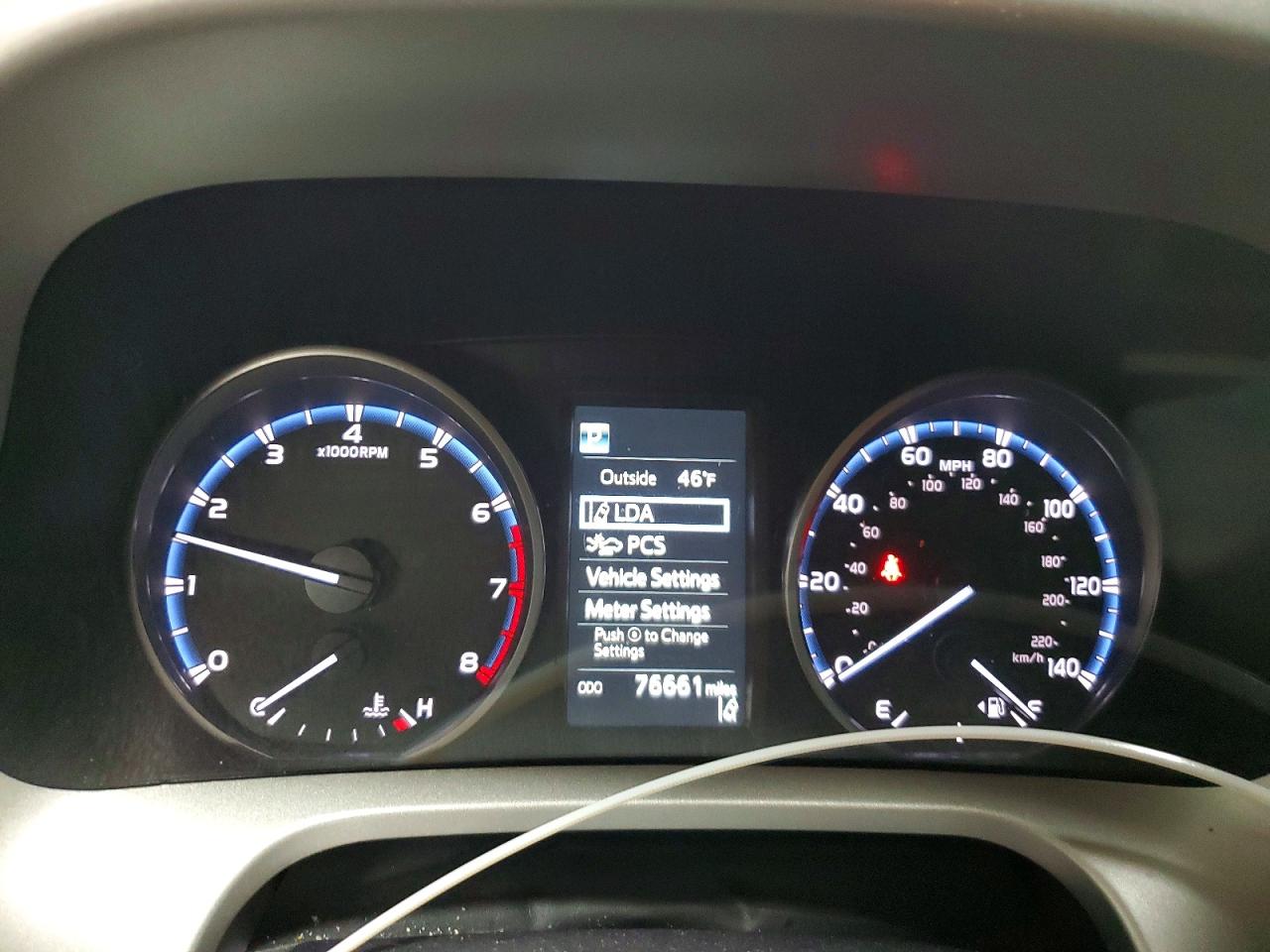 2017 TOYOTA RAV4 LE photo 9