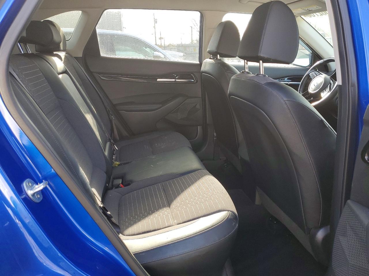 2021 KIA SELTOS S photo 11