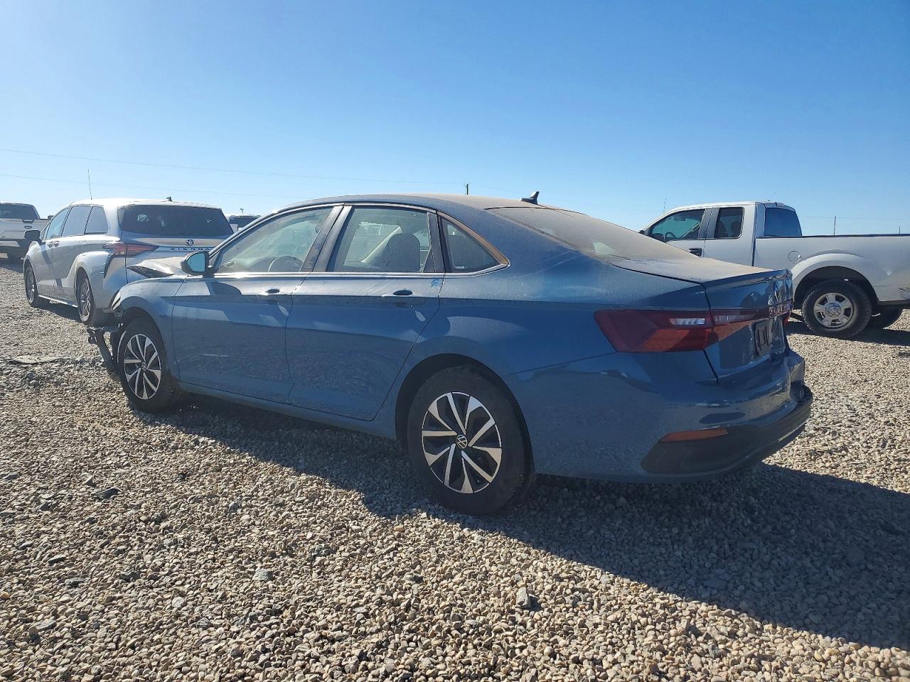 2025 VOLKSWAGEN JETTA S photo 2