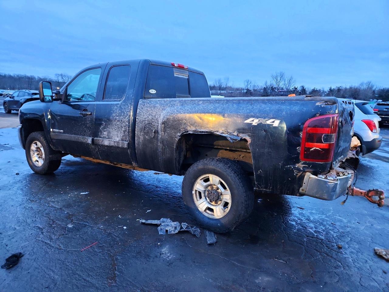 2007 CHEVROLET SILVERADO K2500 HEAVY DUTY photo 2