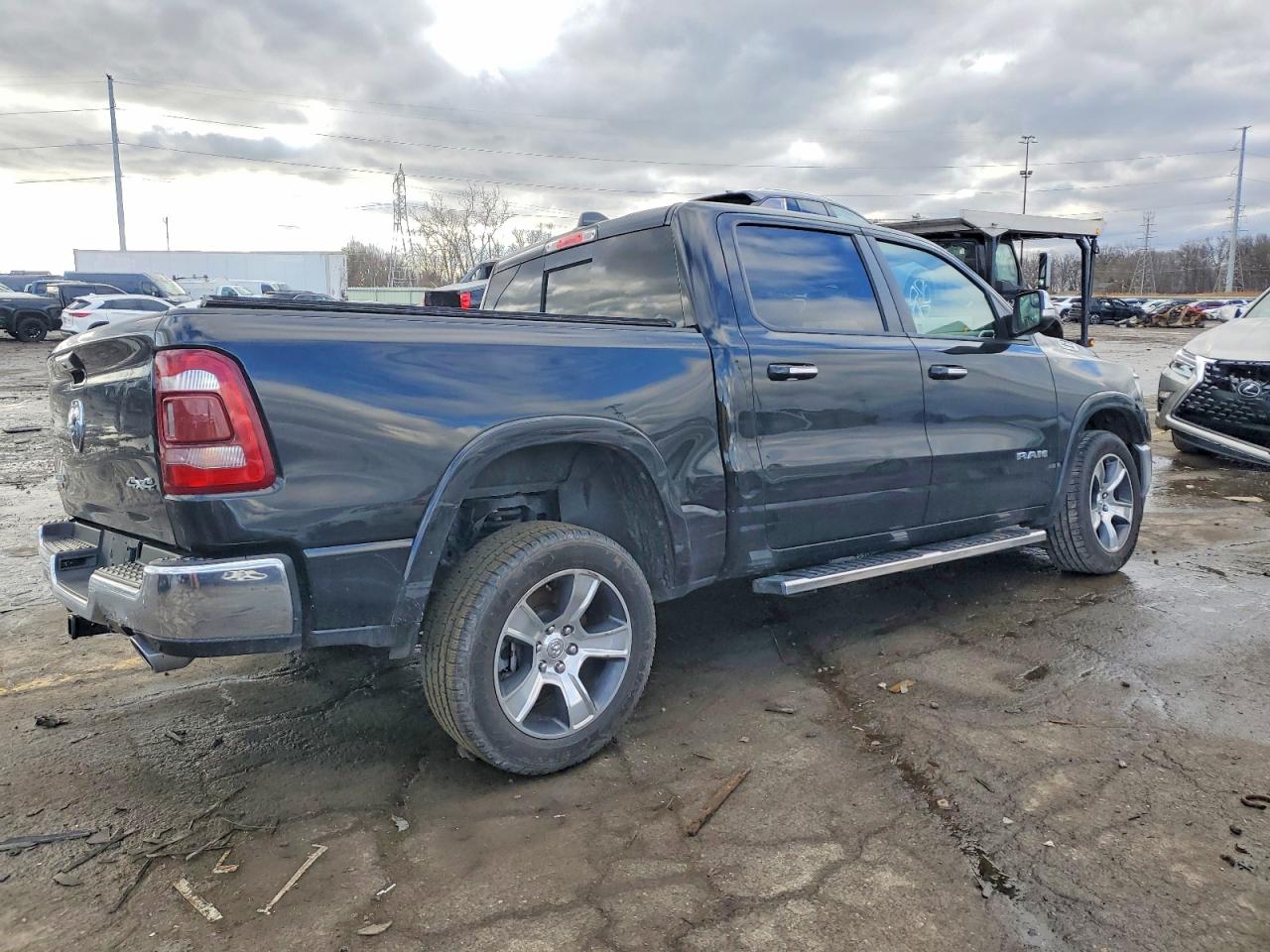 2021 RAM 1500 LARAMIE photo 7