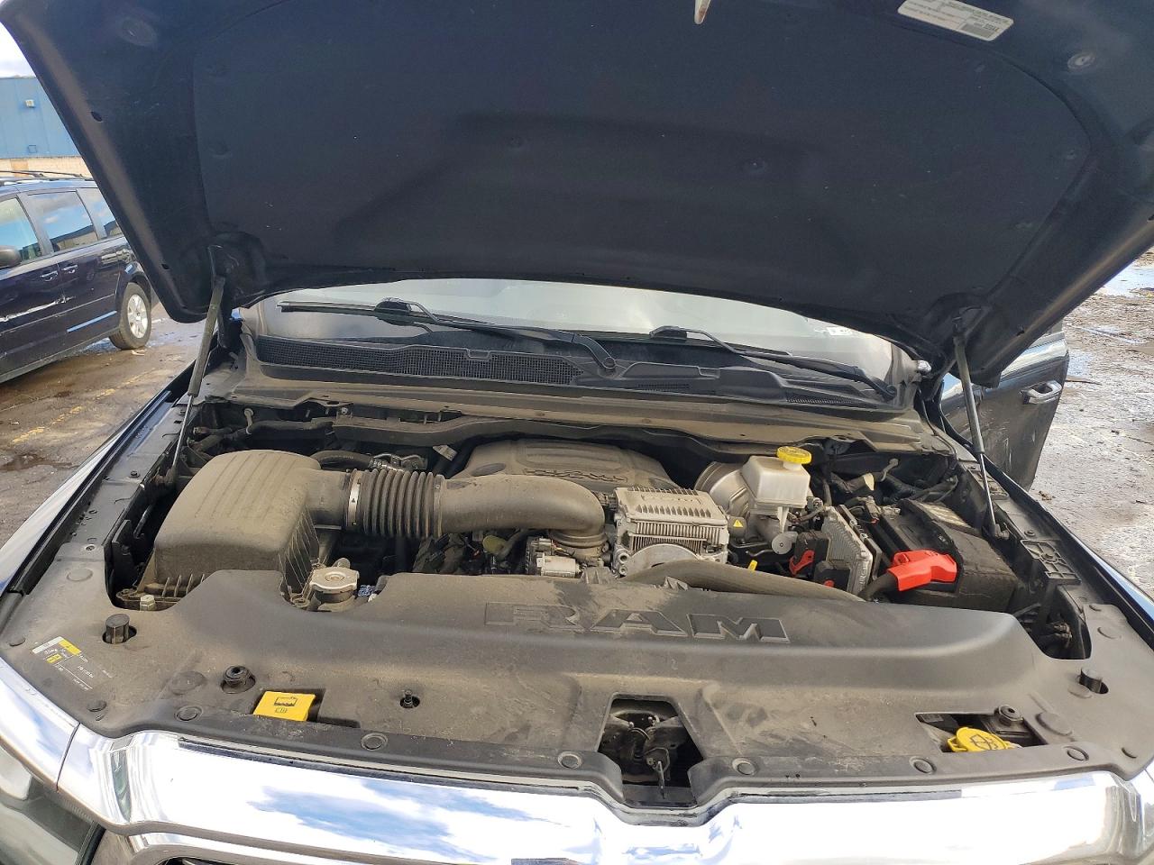 2021 RAM 1500 LARAMIE photo 31