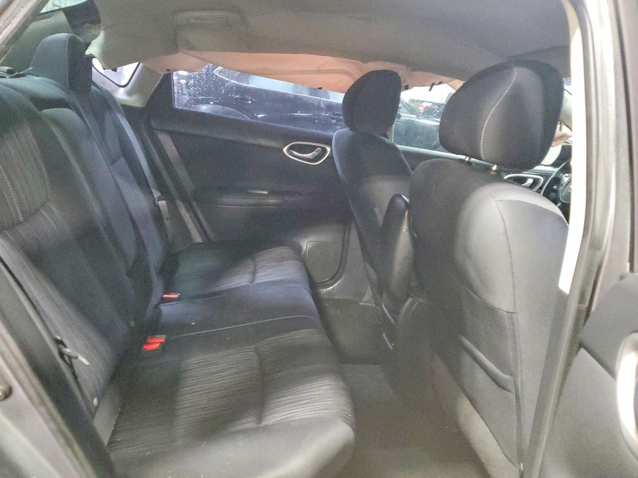 2017 NISSAN SENTRA S photo 10