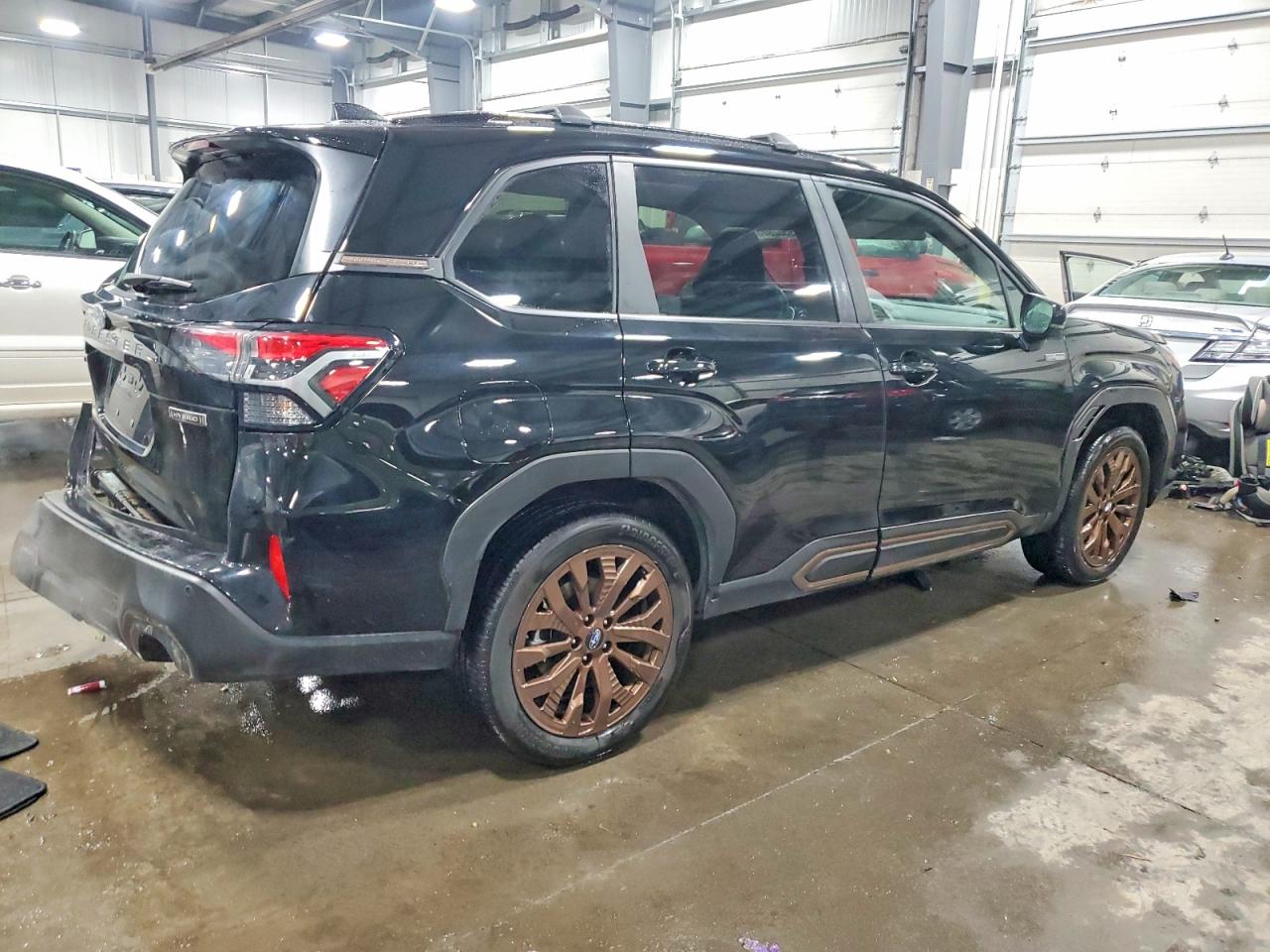 2025 SUBARU FORESTER SPORT photo 3