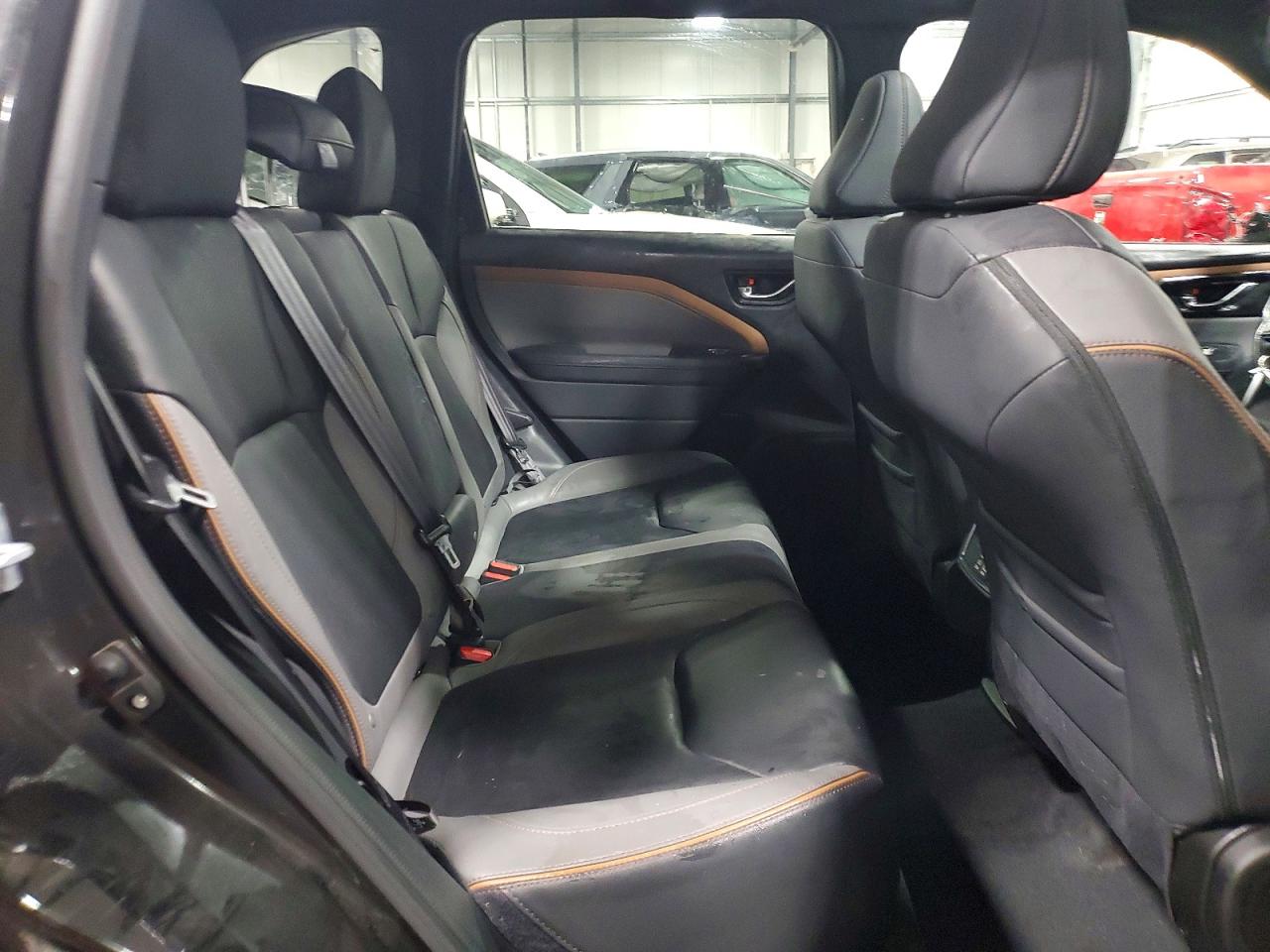 2025 SUBARU FORESTER SPORT photo 11