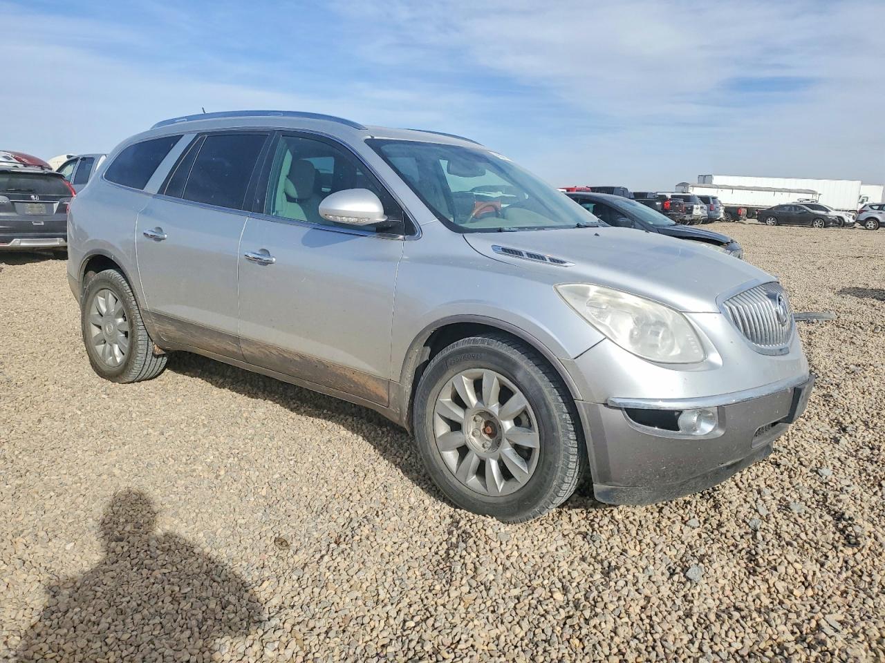 2011 BUICK ENCLAVE CXL photo 4
