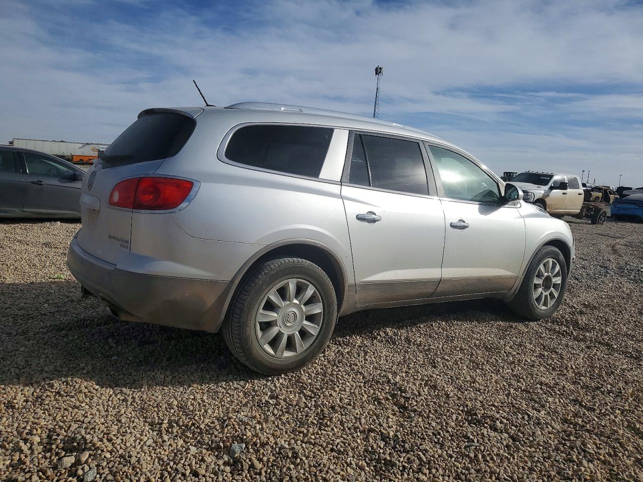 2011 BUICK ENCLAVE CXL photo 3