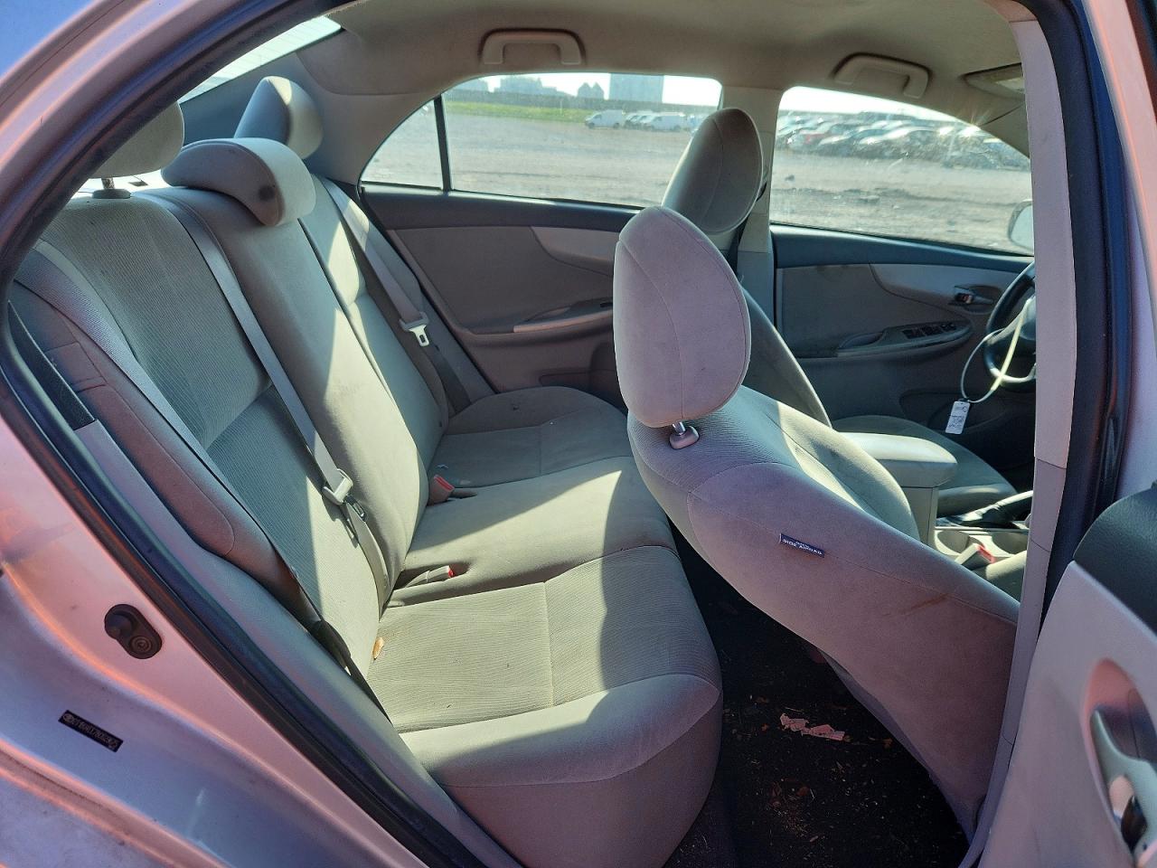 2011 TOYOTA COROLLA BASE photo 10