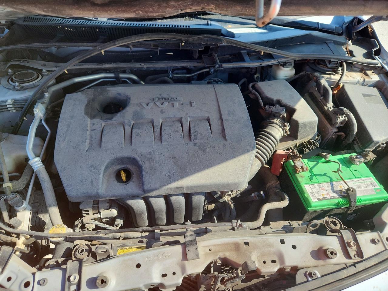 2011 TOYOTA COROLLA BASE photo 11