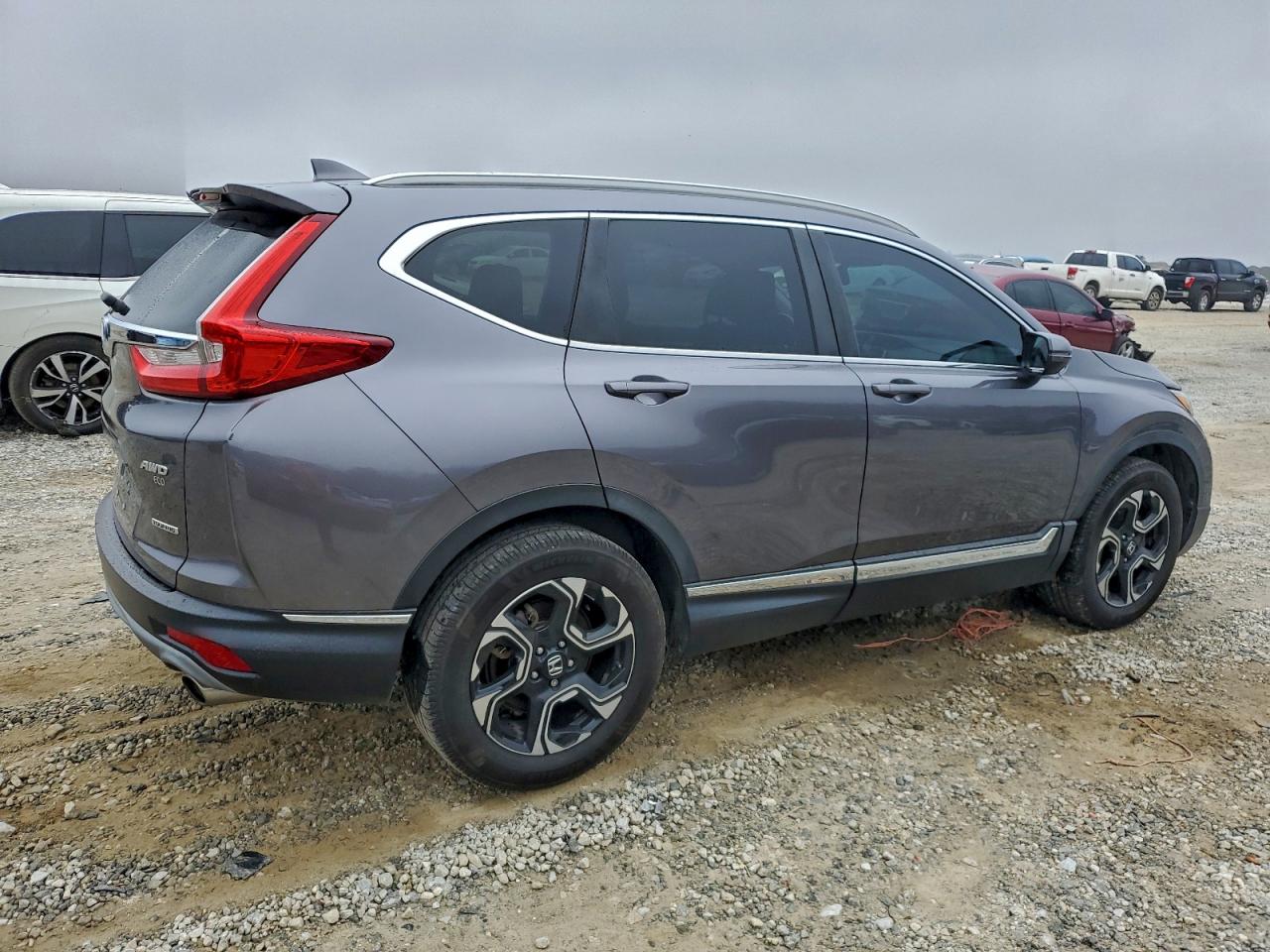 2018 HONDA CR-V TOURING photo 5
