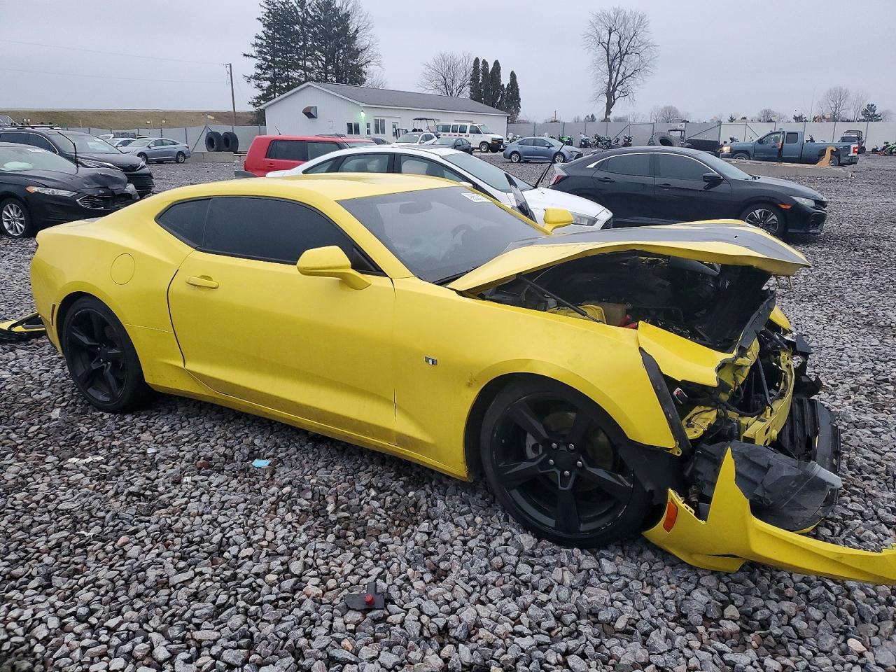 2017 CHEVROLET CAMARO LT photo 4