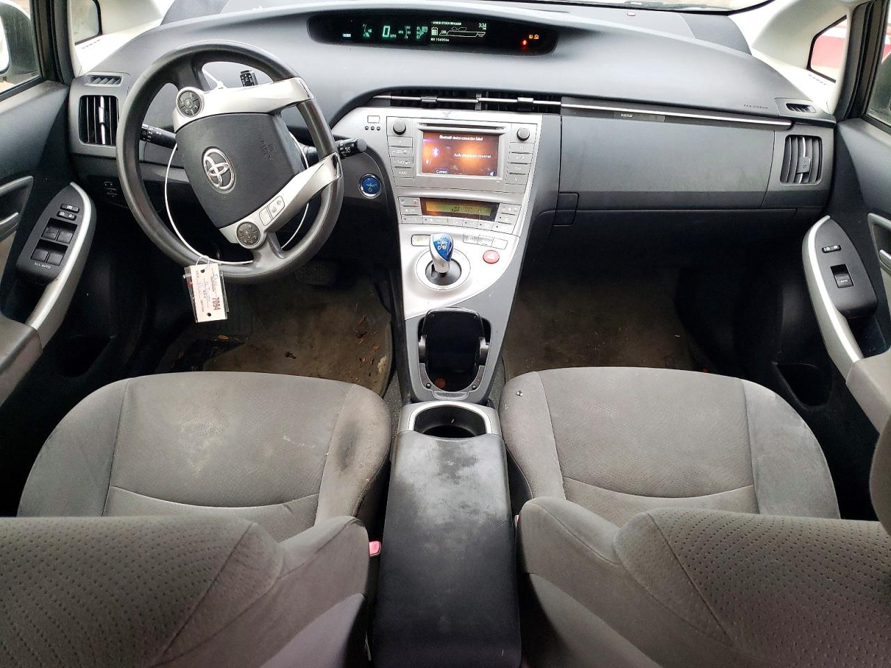 2012 TOYOTA PRIUS photo 15