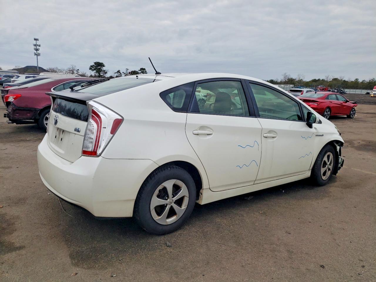 2012 TOYOTA PRIUS photo 5