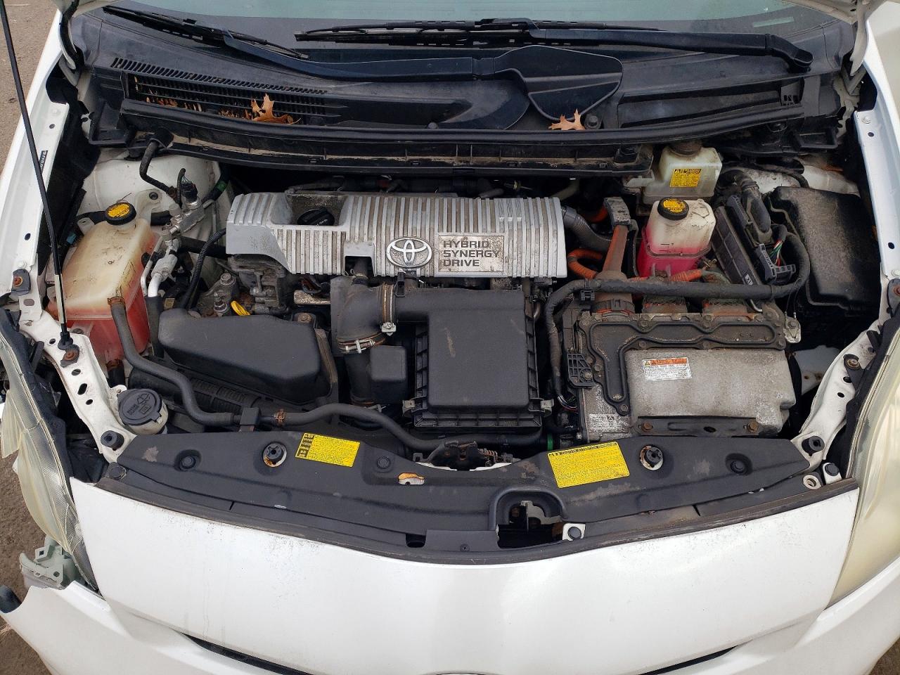 2012 TOYOTA PRIUS photo 21
