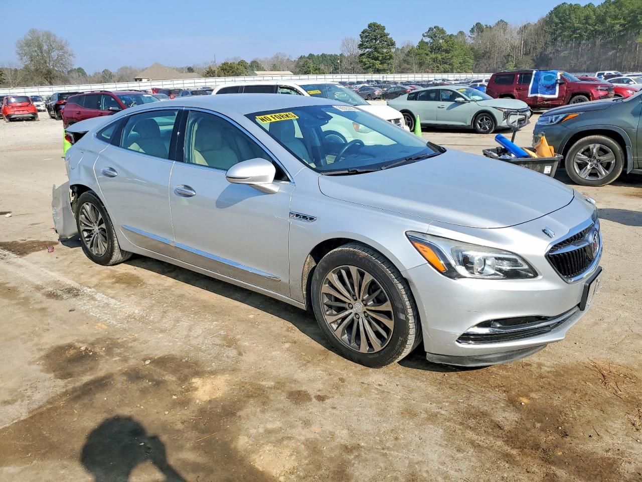 2018 BUICK LACROSSE PREMIUM photo 4