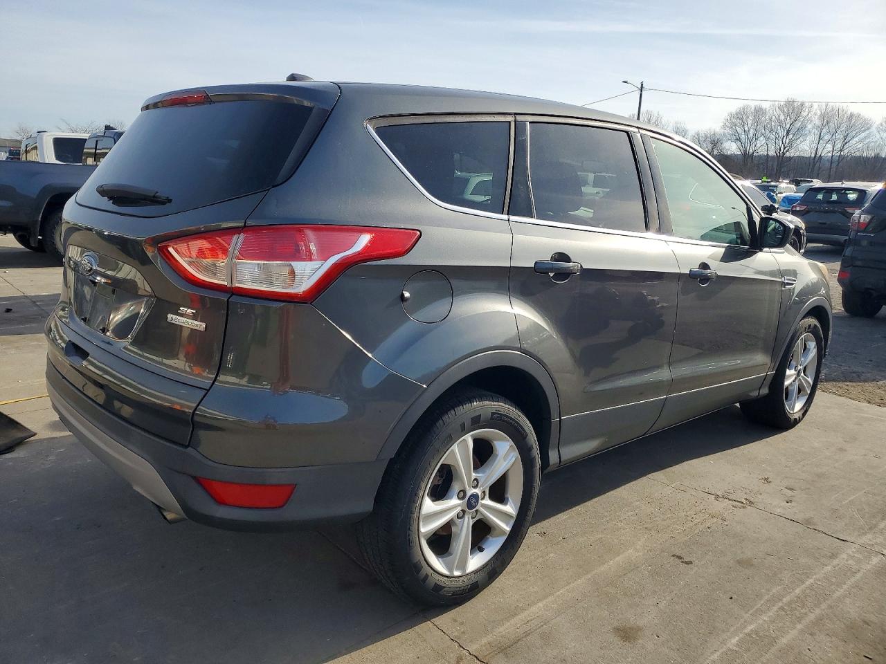 2015 FORD ESCAPE SE photo 3