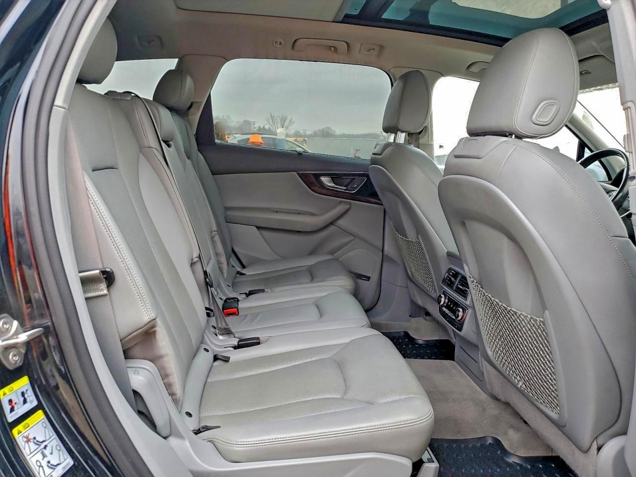 2017 AUDI Q7 photo 11