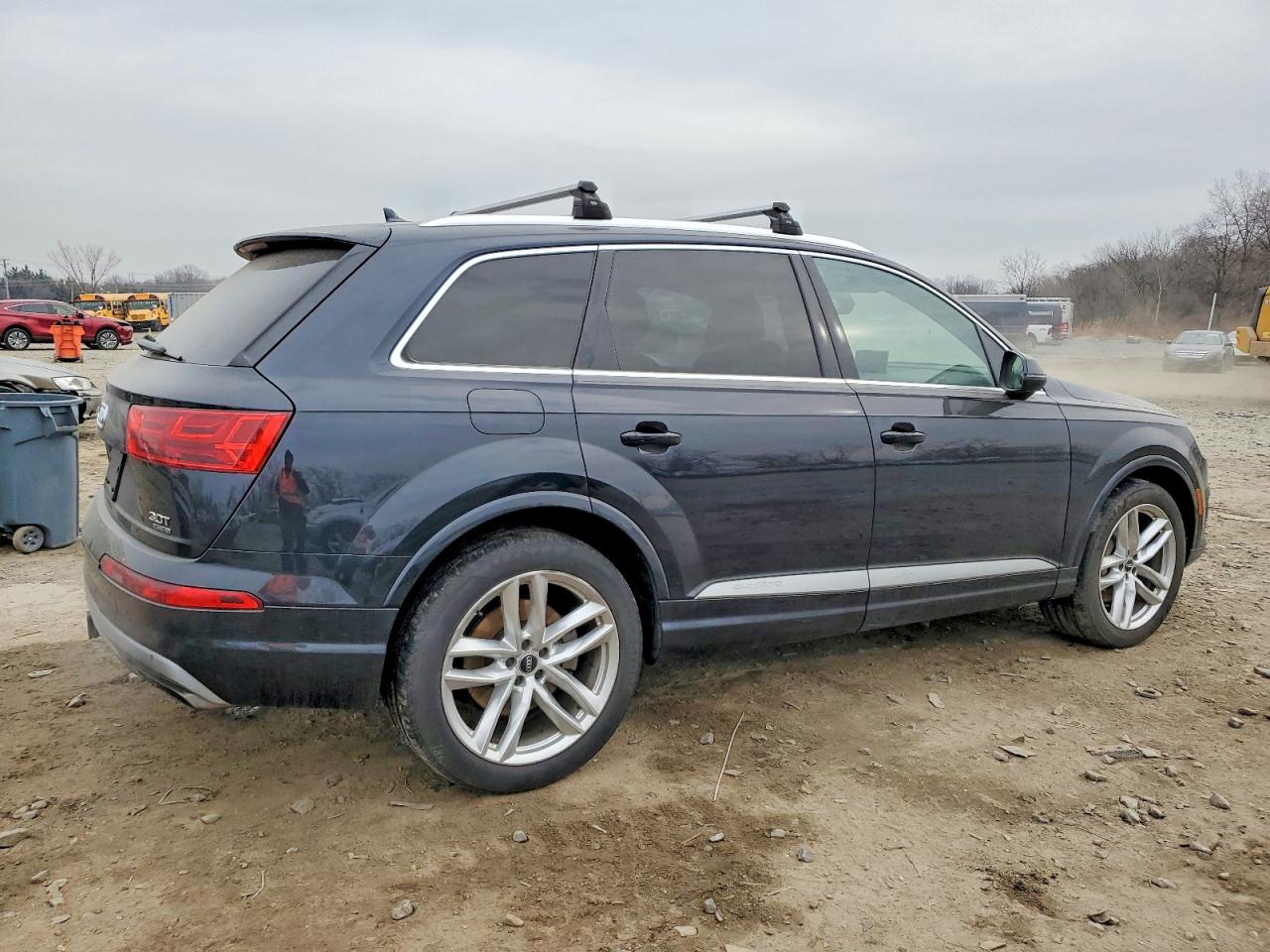2017 AUDI Q7 photo 3