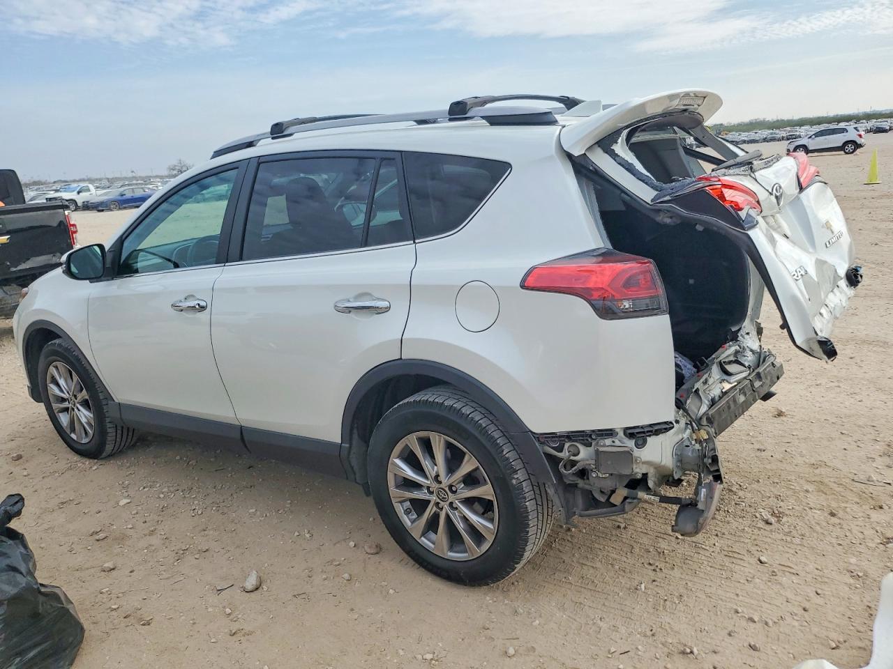 2018 TOYOTA RAV4 LIMITED photo 2