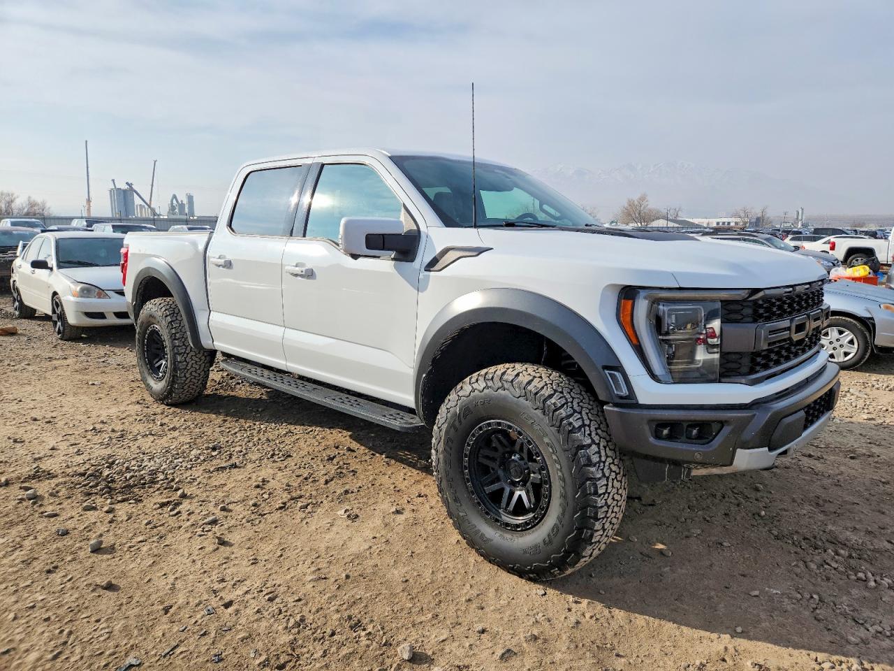 2022 FORD F150 RAPTOR photo 4