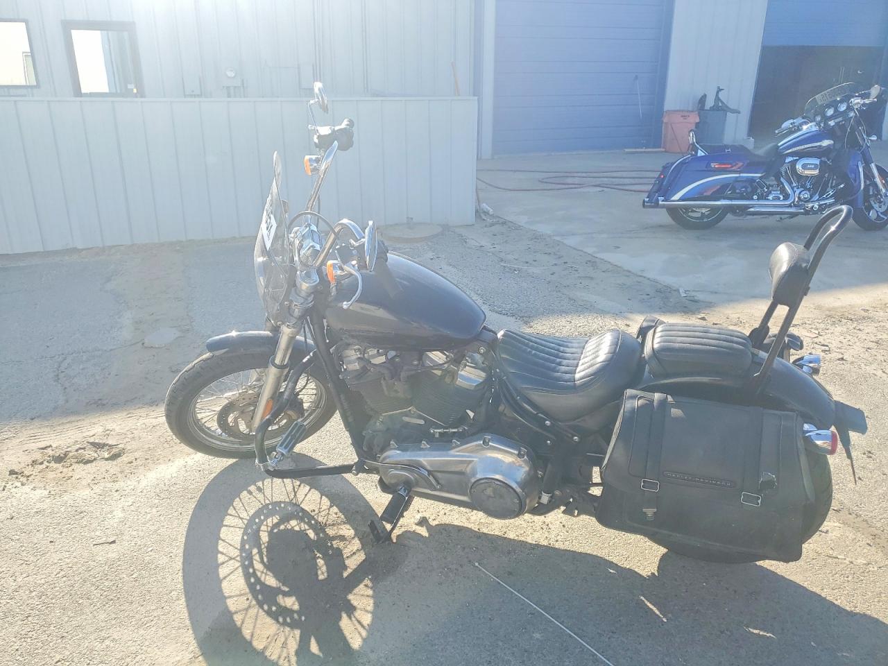 2020 HARLEY-DAVIDSON FXST photo 3