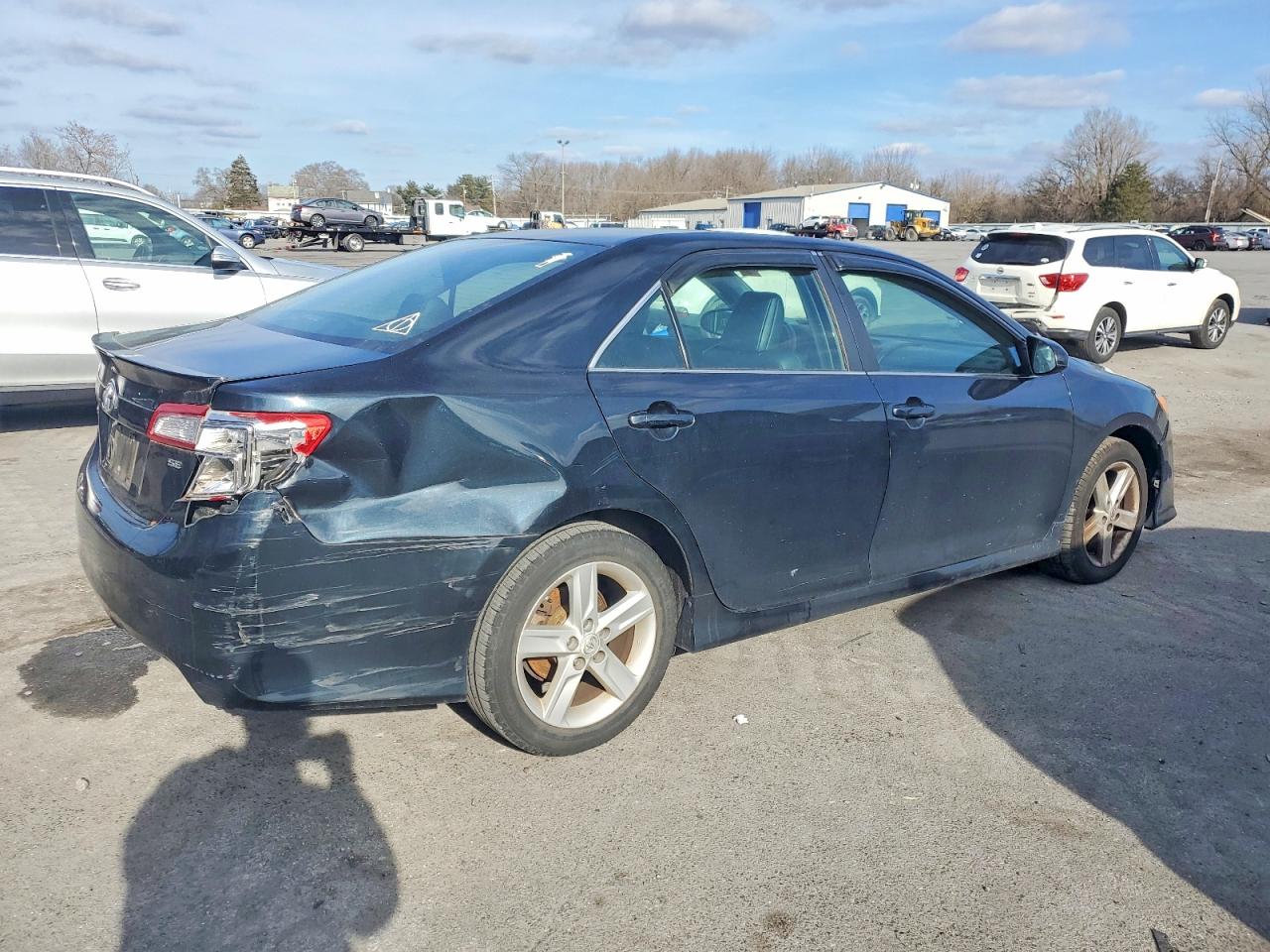 2012 TOYOTA CAMRY BASE photo 3