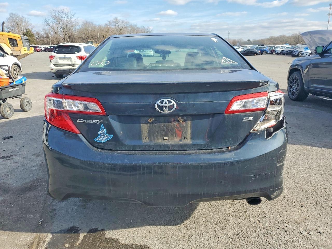 2012 TOYOTA CAMRY BASE photo 6