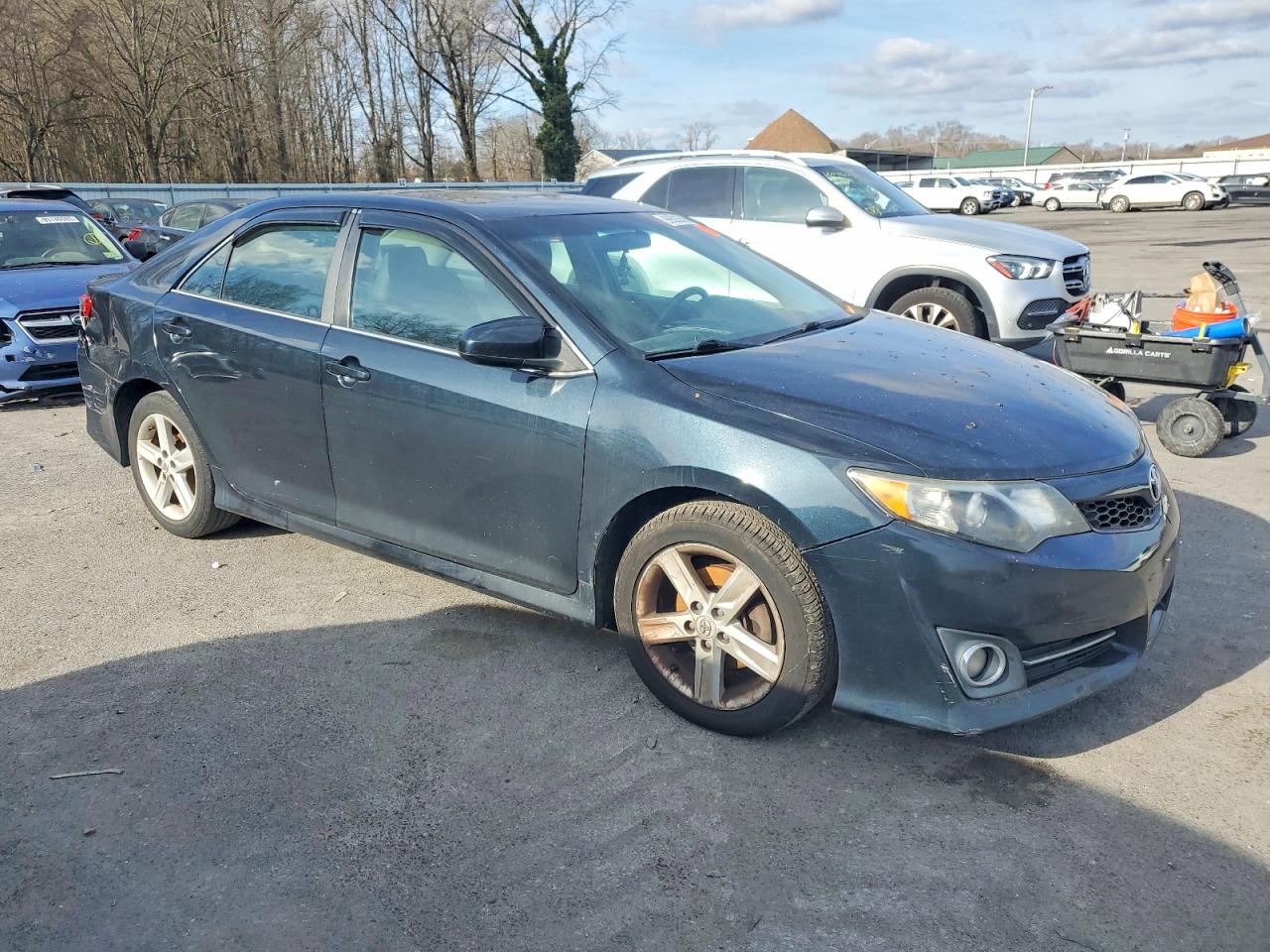 2012 TOYOTA CAMRY BASE photo 4