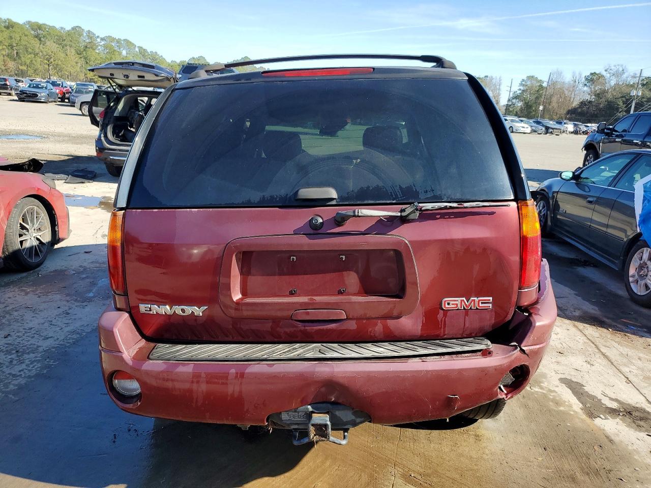 2004 GMC ENVOY photo 6