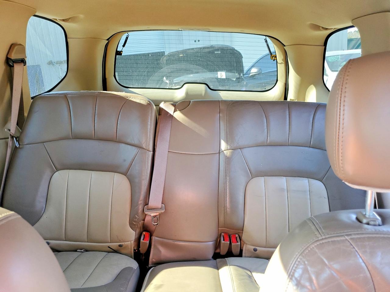 2004 GMC ENVOY photo 10