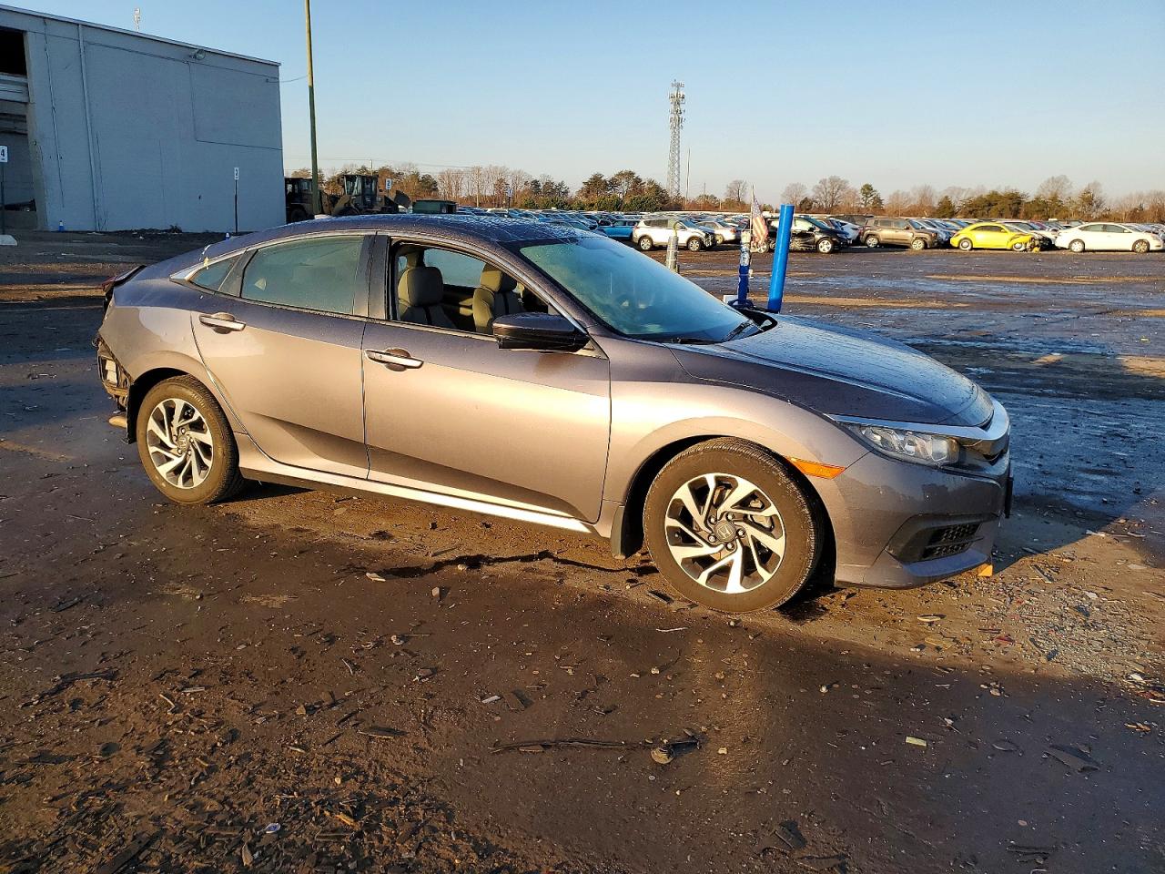 2017 HONDA CIVIC EX photo 4