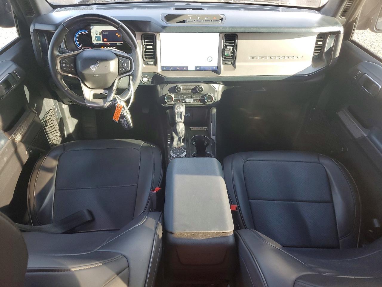 2023 FORD BRONCO BASE photo 8